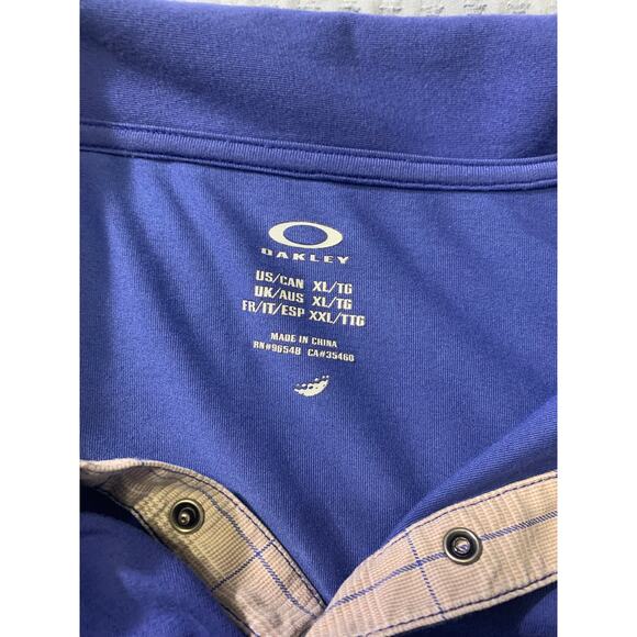 Oakley Blue Polo with Pockets size XL - Picture 3 of 3